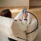 Fauteuil inclinable pivotant en bouclette beige avec support de téléphone, appui-tête et dossier réglables