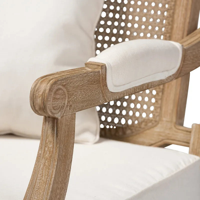 Fauteuil en bois rembourré en tissu de style provincial français Clemence