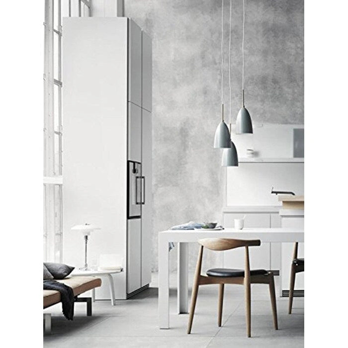 Chaises de salle à manger avec assise en tissu beige ou en similicuir foncé noyer, de bureau ou d'appoint pour salon, chambre et cuisine.